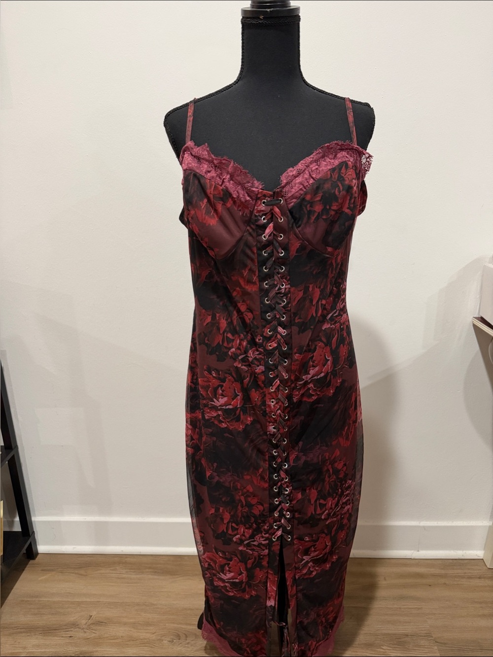 Women's Burgundy Floral Lace-Up Slip Dress